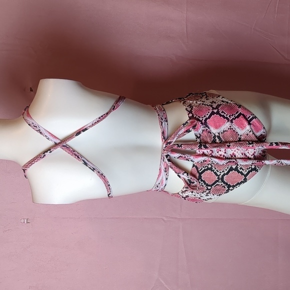 Pink and White Snakeskin Cut Out Front Halter Neck One Piece Swimsuit size Large - Picture 3 of 4